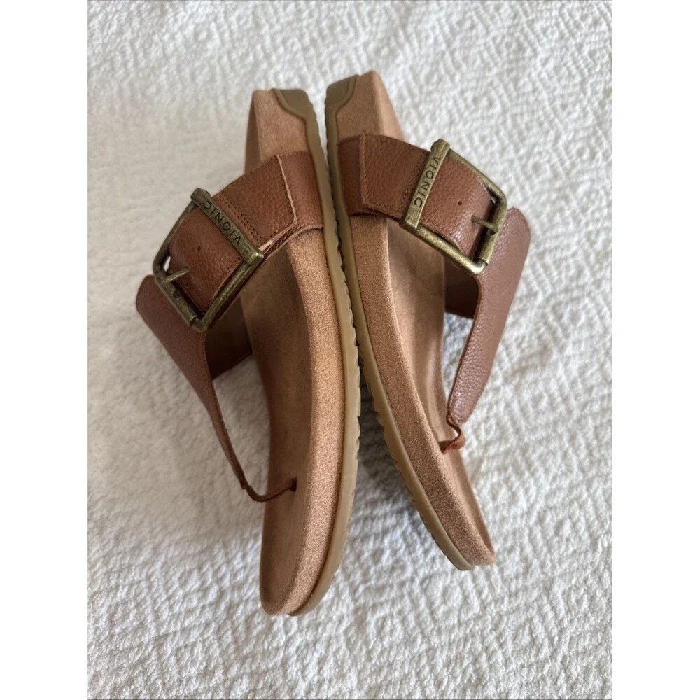 NWOT Womens Vionic Emma Flip Flop Size 10 Color Tan Leather